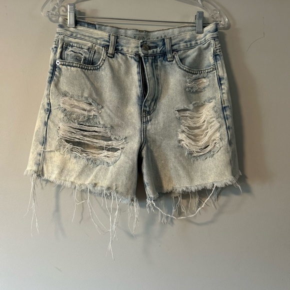 American Eagle Distressed Light Wash Denim Shorts – Size 2 - Picture 1 of 7